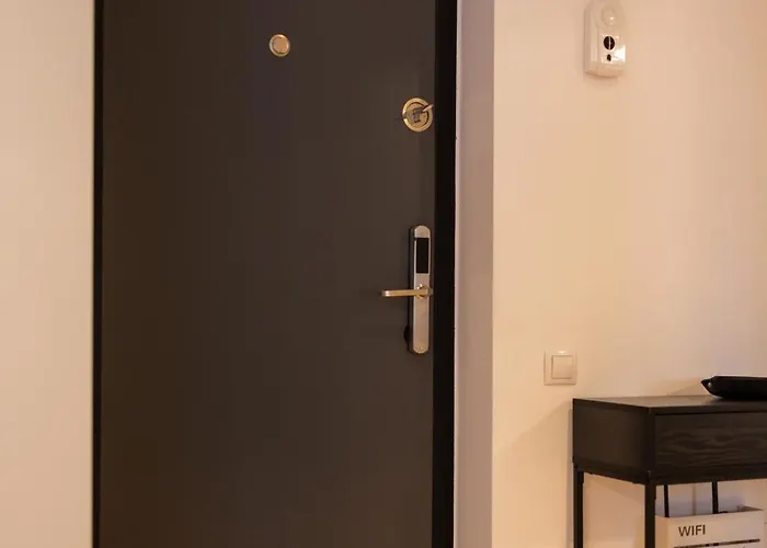 Apartment Royalton Blue