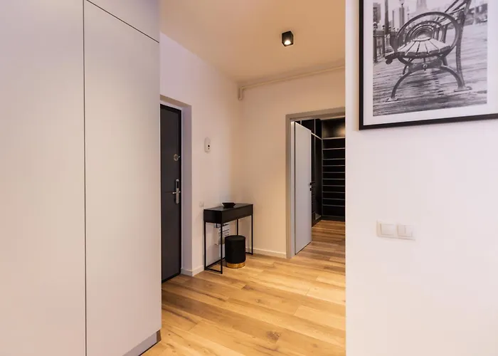 Apartment Royalton Blue